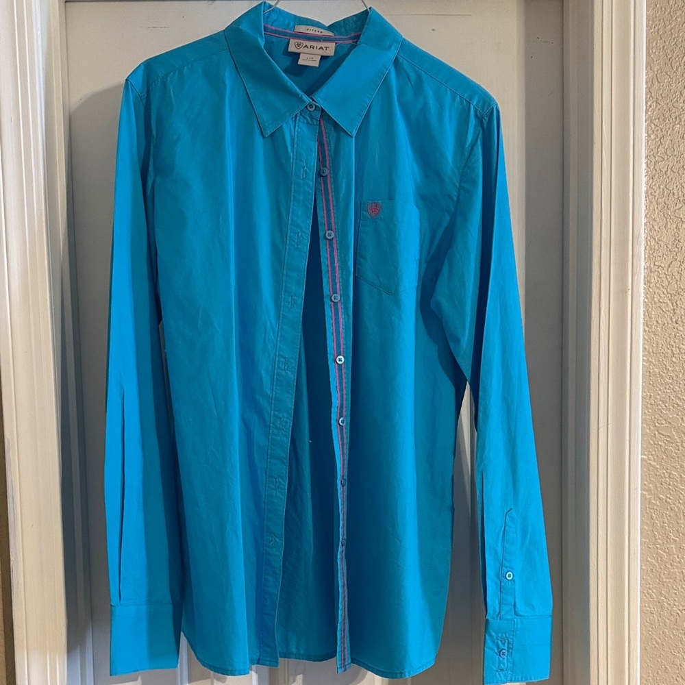 Ariat Women’s Bright Teal Long-Sleeve Button-Up Western Shirt